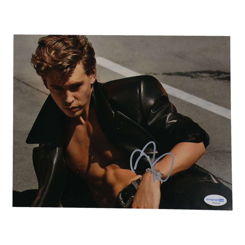 Austin Butler signed 8x10 Elvis FansFirst