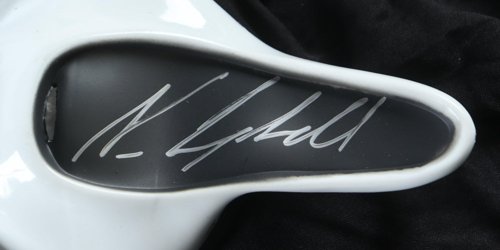 Scream Mask signed by Neve Campbell Scream