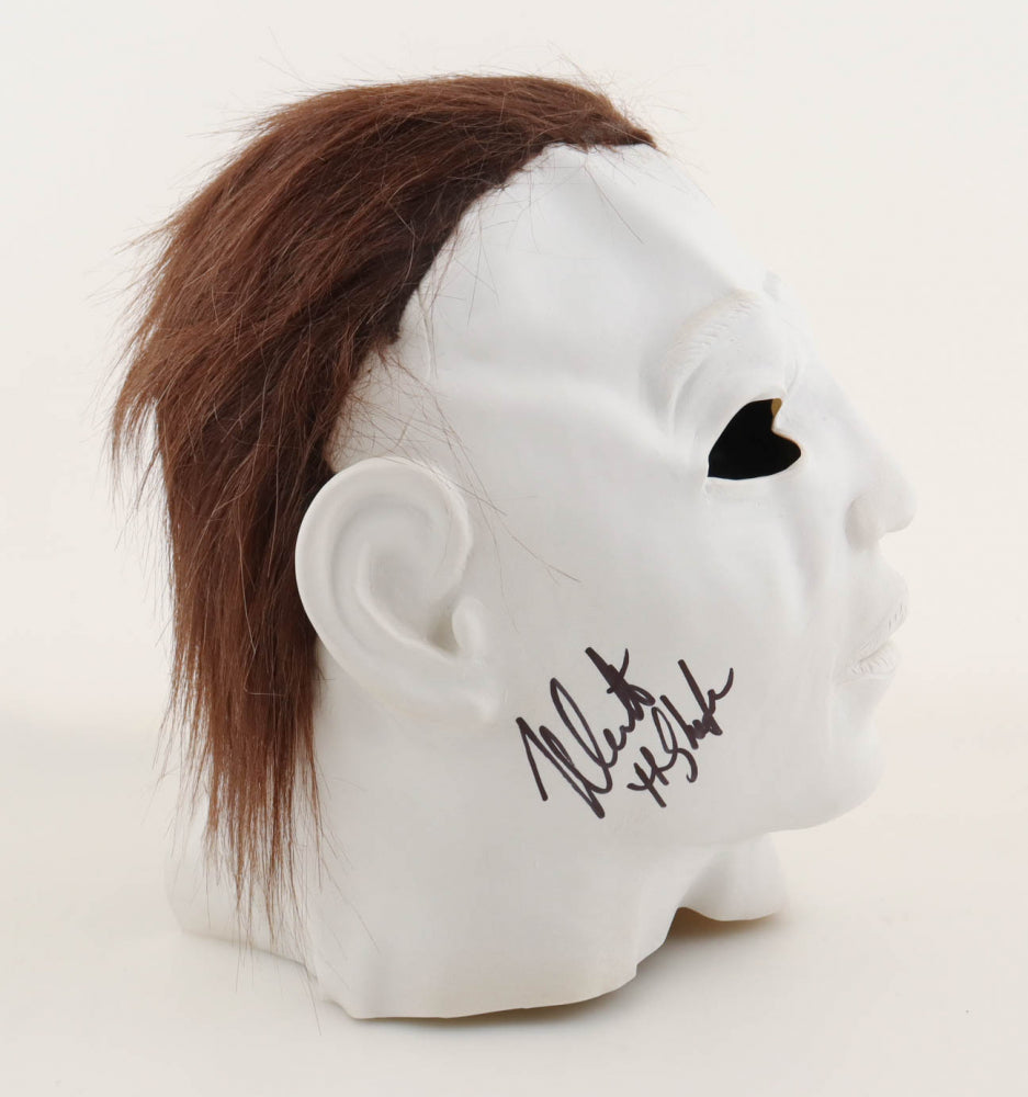 Halloween Michael Myers mask signed by Nick Castle Halloween